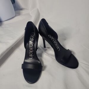 Calvin klein metino heels